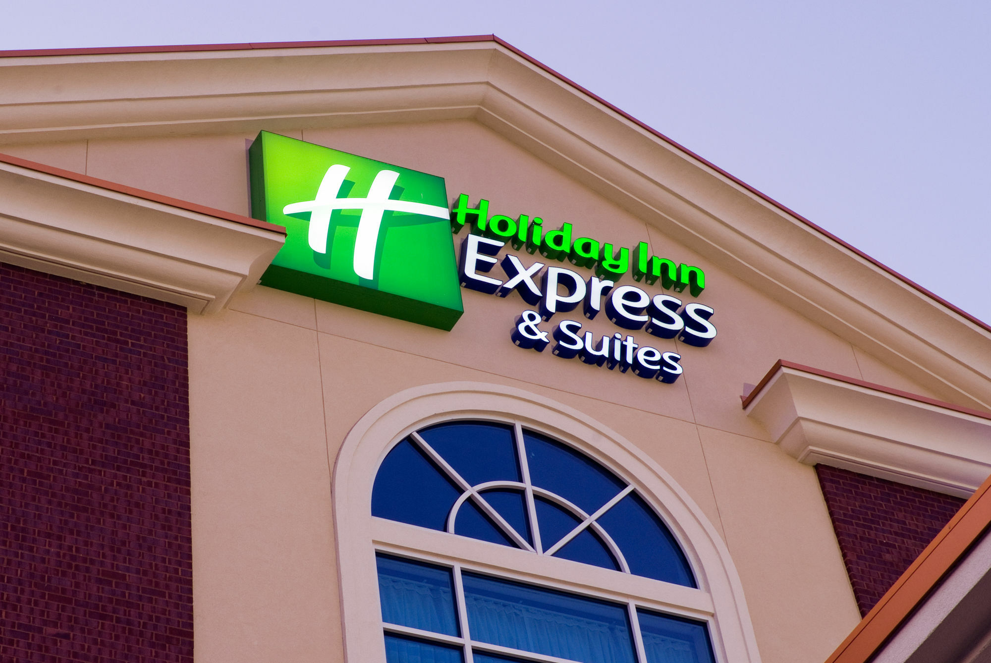 Holiday Inn Express Hotel & Suites Columbia-Fort Jackson, An Ihg Hotel Exterior photo